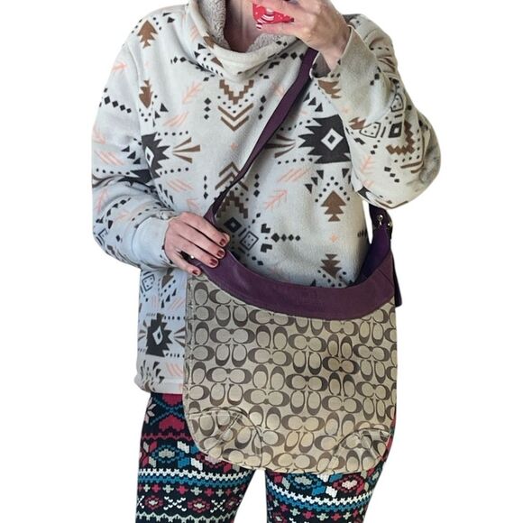 Coach Bleeker Sophie signature canvas leather shoulder bag purple trim Large - Picture 9 of 12